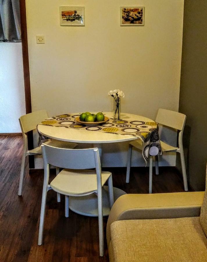 Appartement Apartman Maslina à Poreč Extérieur photo